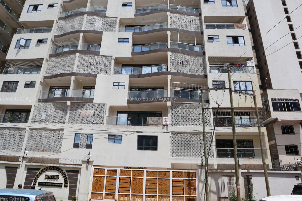 5 Bed Apartment with En Suite at 3Rd Parklands - 1