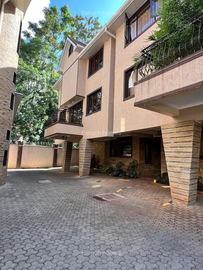 4 Bed Townhouse with En Suite in Lavington - 1