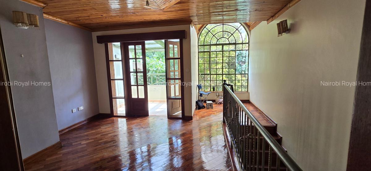 4 Bed Townhouse with En Suite at Lavington Green - 10