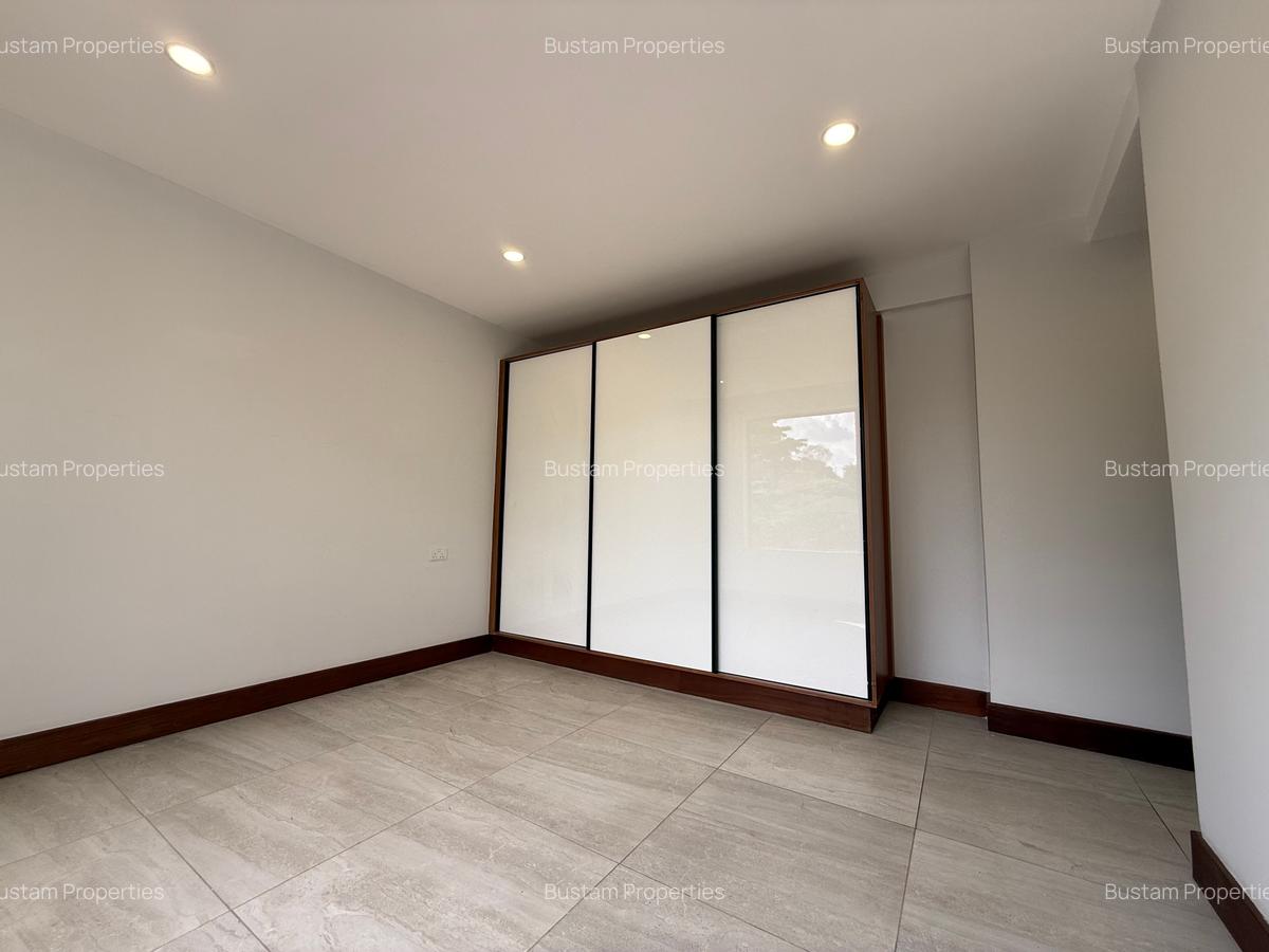 2 Bed Apartment with En Suite in Westlands Area - 5