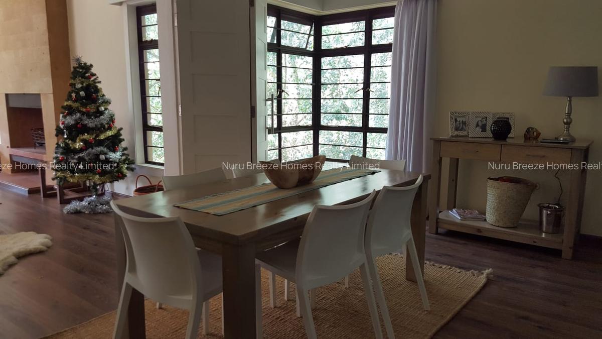 4 Bed Townhouse with En Suite in Rosslyn - 4