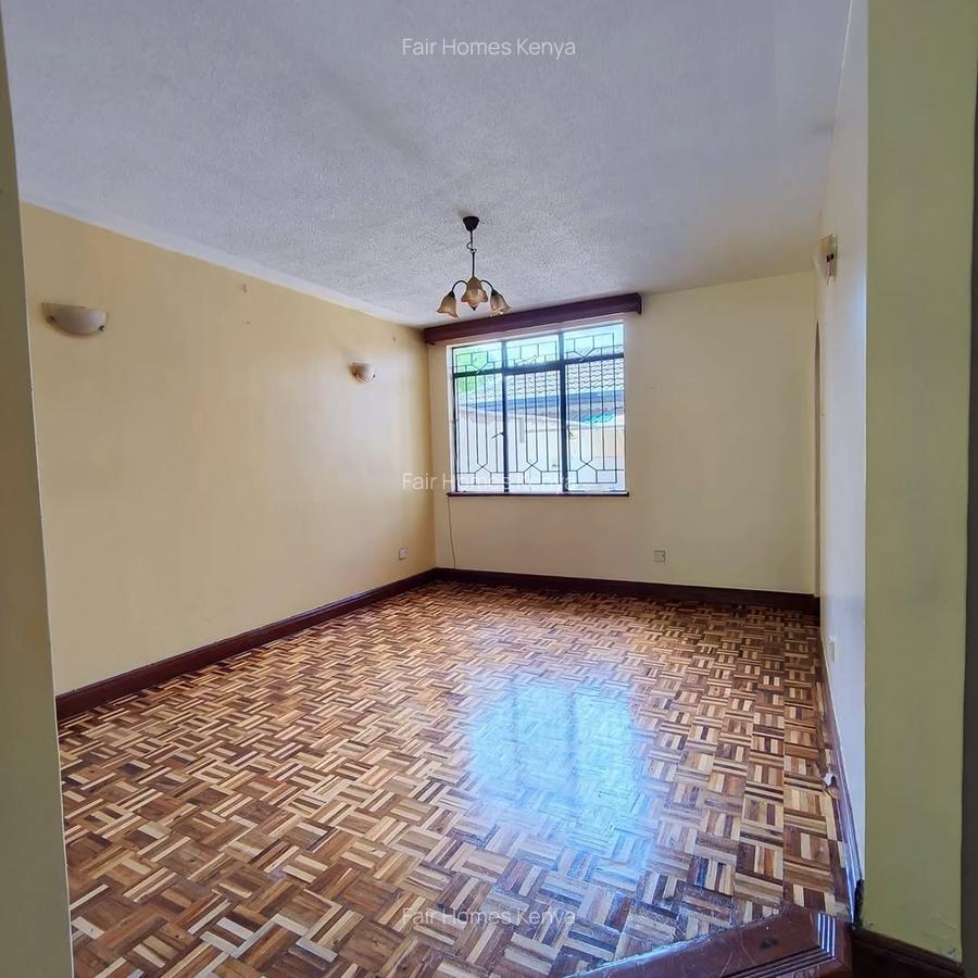 4 Bed Townhouse with En Suite at Apple Cross Road - 12