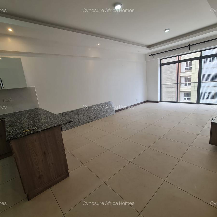 2 Bed Apartment with En Suite at Argwins Kodhek - 6