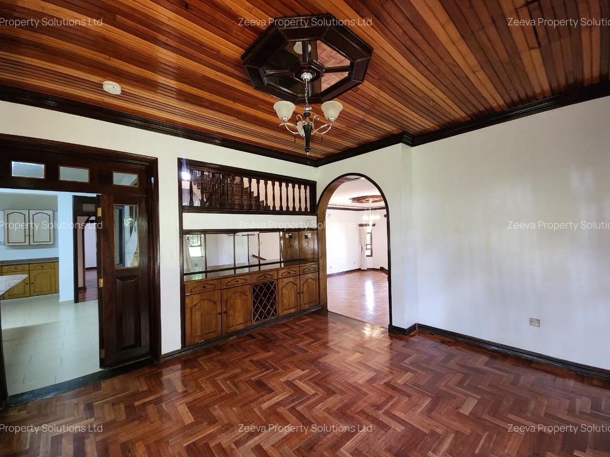 5 Bed House with En Suite in Runda - 5