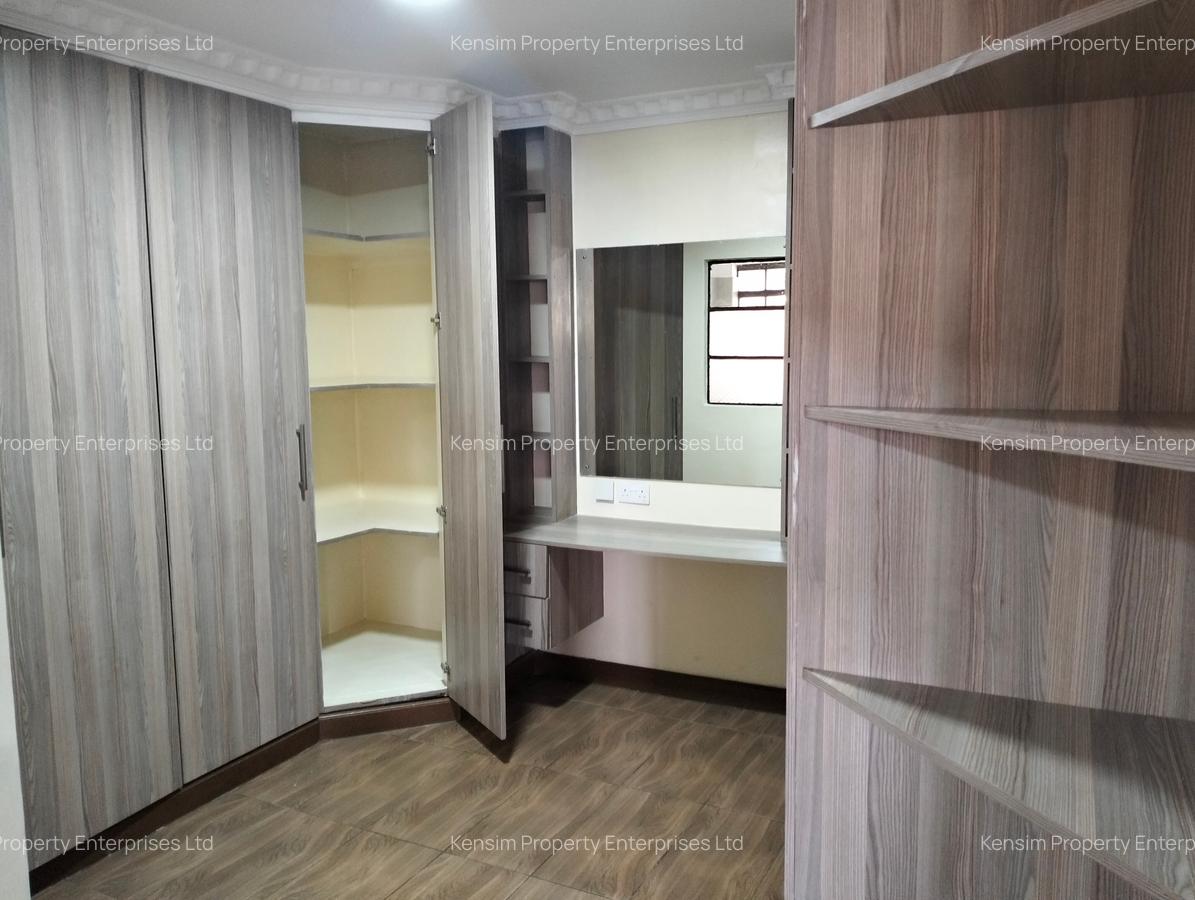 5 Bed Townhouse with En Suite in Lavington - 13