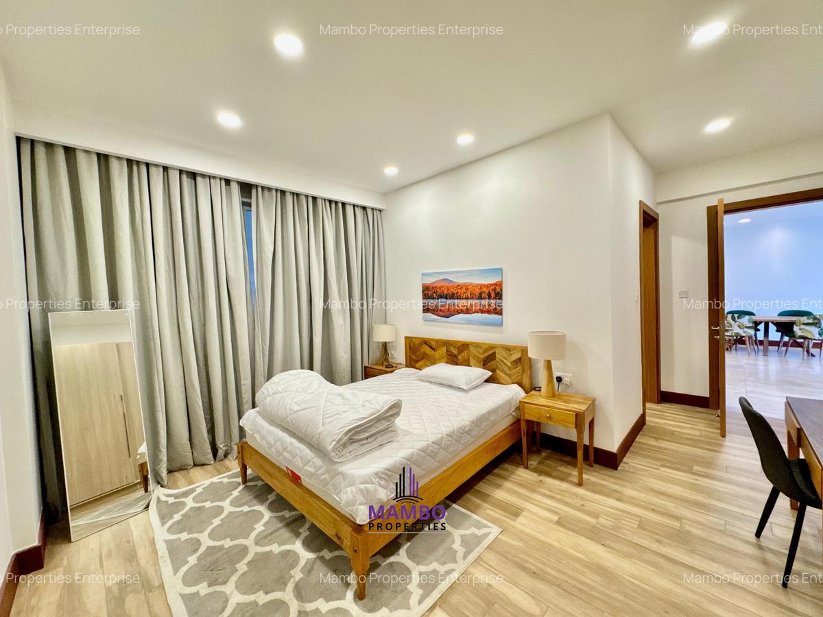 Furnished 2 Bed Apartment with En Suite at City Park Drive - 16