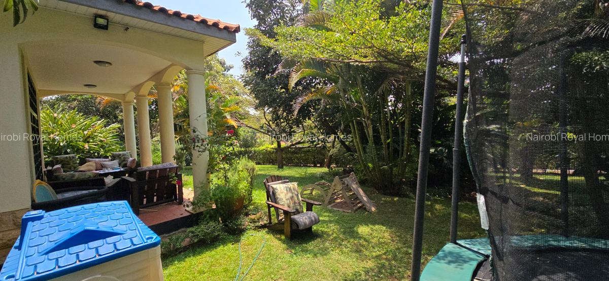 4 Bed Townhouse with En Suite at Rosslyn Heights - 1