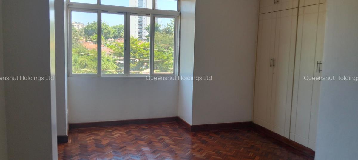 3 Bed Apartment with En Suite in Westlands Area - 10