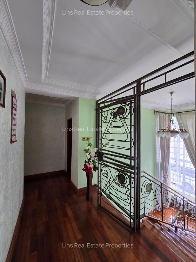 5 Bed Townhouse with En Suite in Thigiri - 14