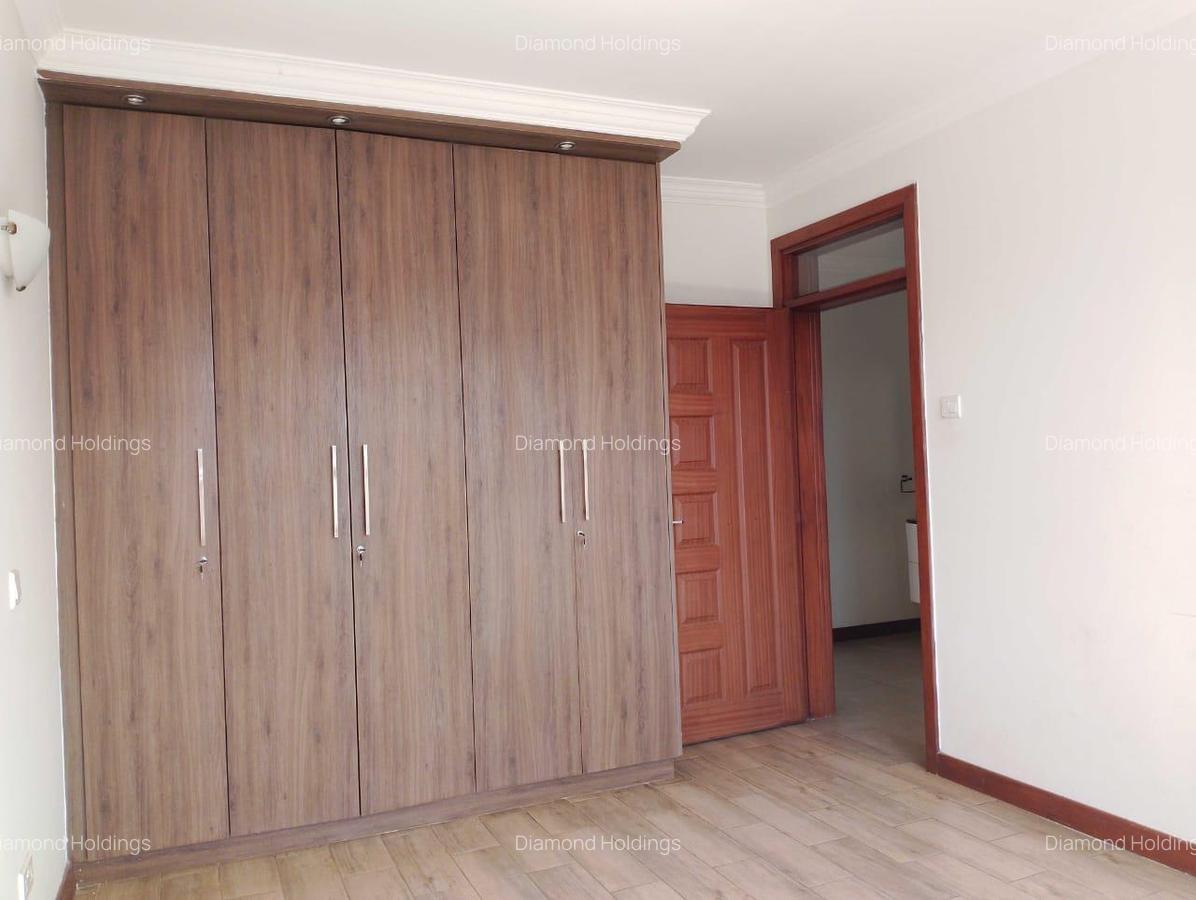3 Bed Apartment with En Suite at Parklands - 3