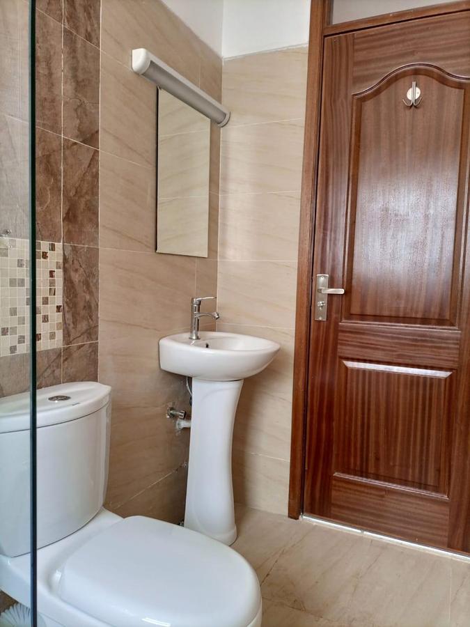 2 Bed Apartment with En Suite in Ruaka - 3