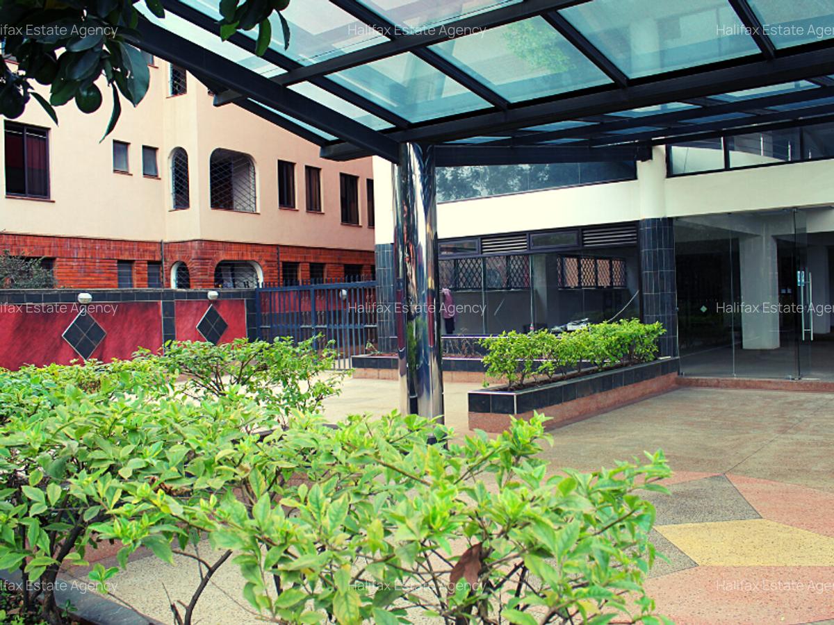 Office in Parklands - 5