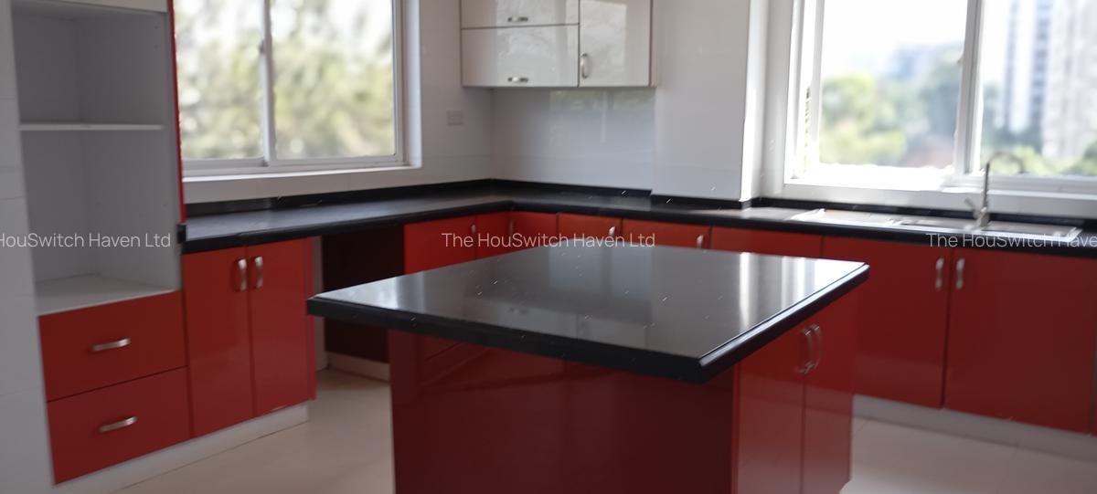 3 Bed Apartment with En Suite at Off Raphta Road - 4