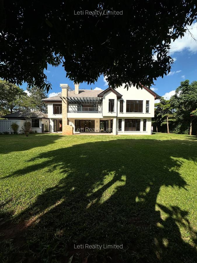 5 Bed House with En Suite in Runda - 2