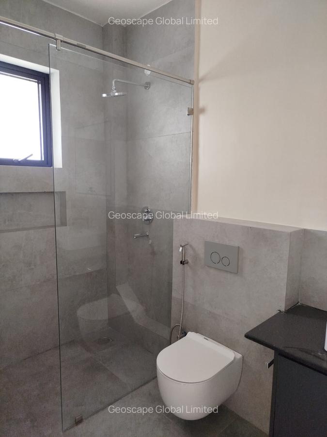 3 Bed Apartment with En Suite in General Mathenge - 9