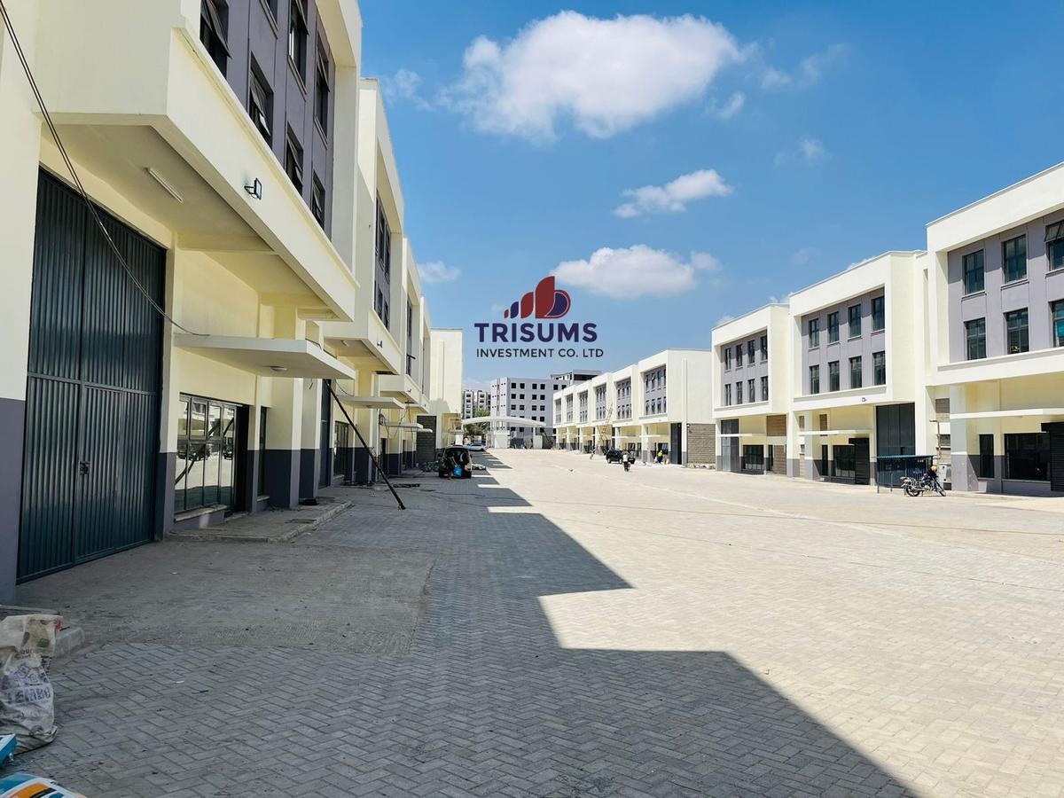 10,000 ft² Commercial Property with Fibre Internet in Mombasa Road - 1