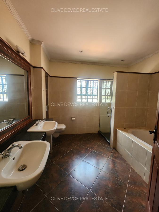 6 Bed Villa with En Suite in Karen - 17