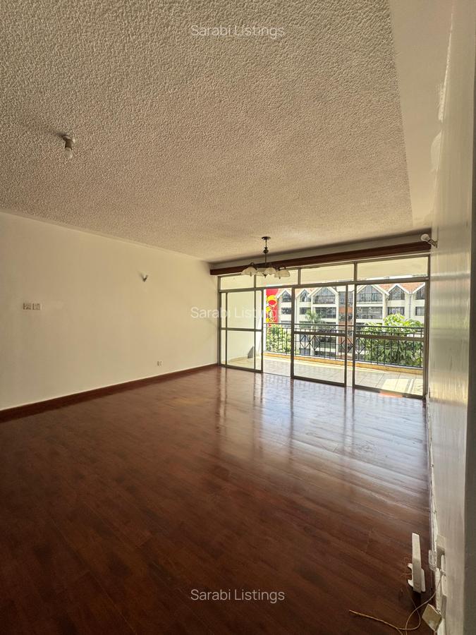 4 Bed Apartment with En Suite in Kileleshwa - 13