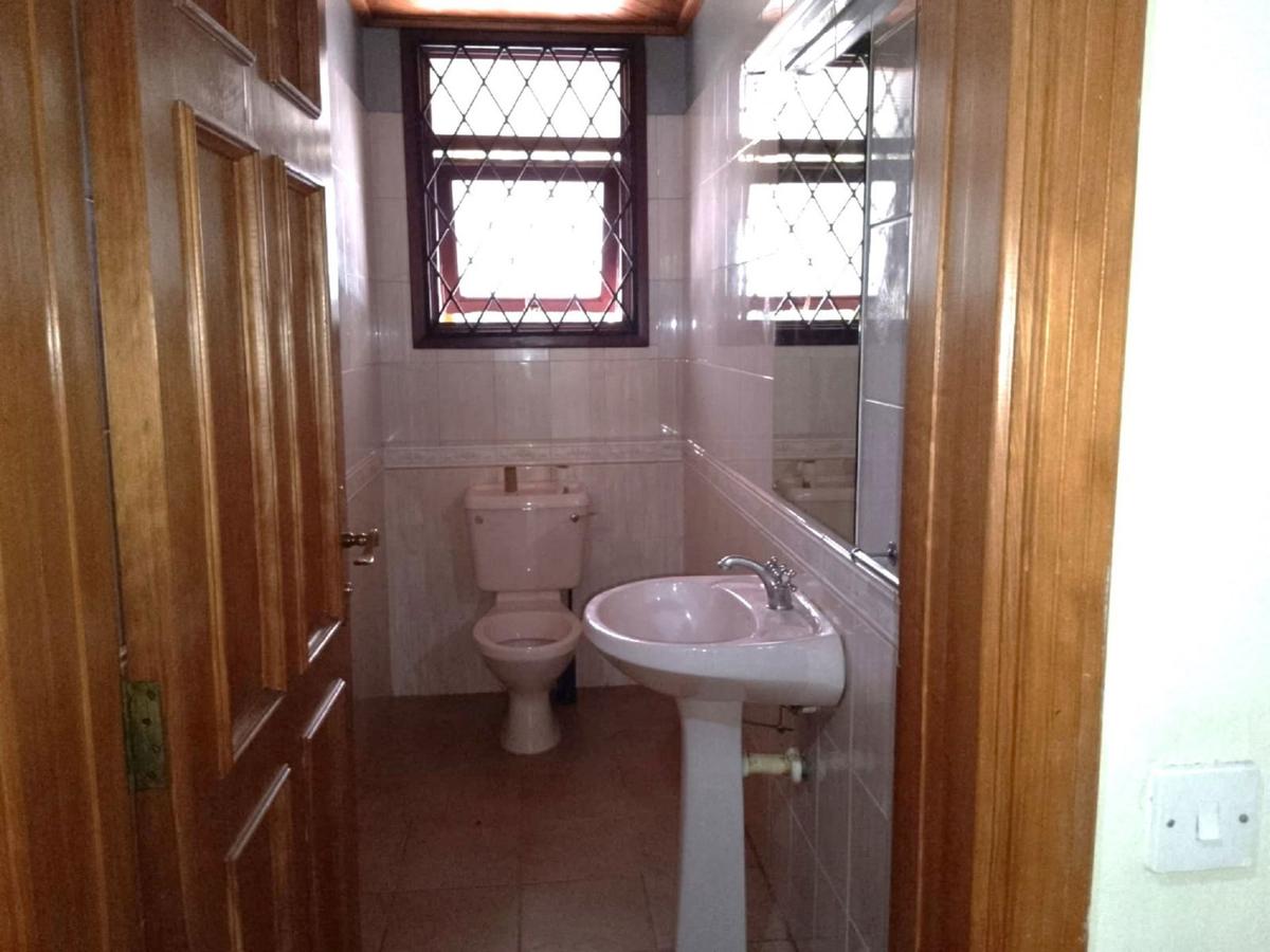 4 Bed Apartment with En Suite in Kilimani - 14
