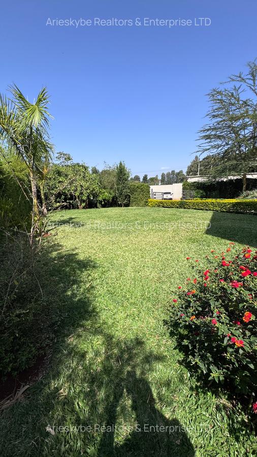 5 Bed Villa with En Suite in Runda - 2