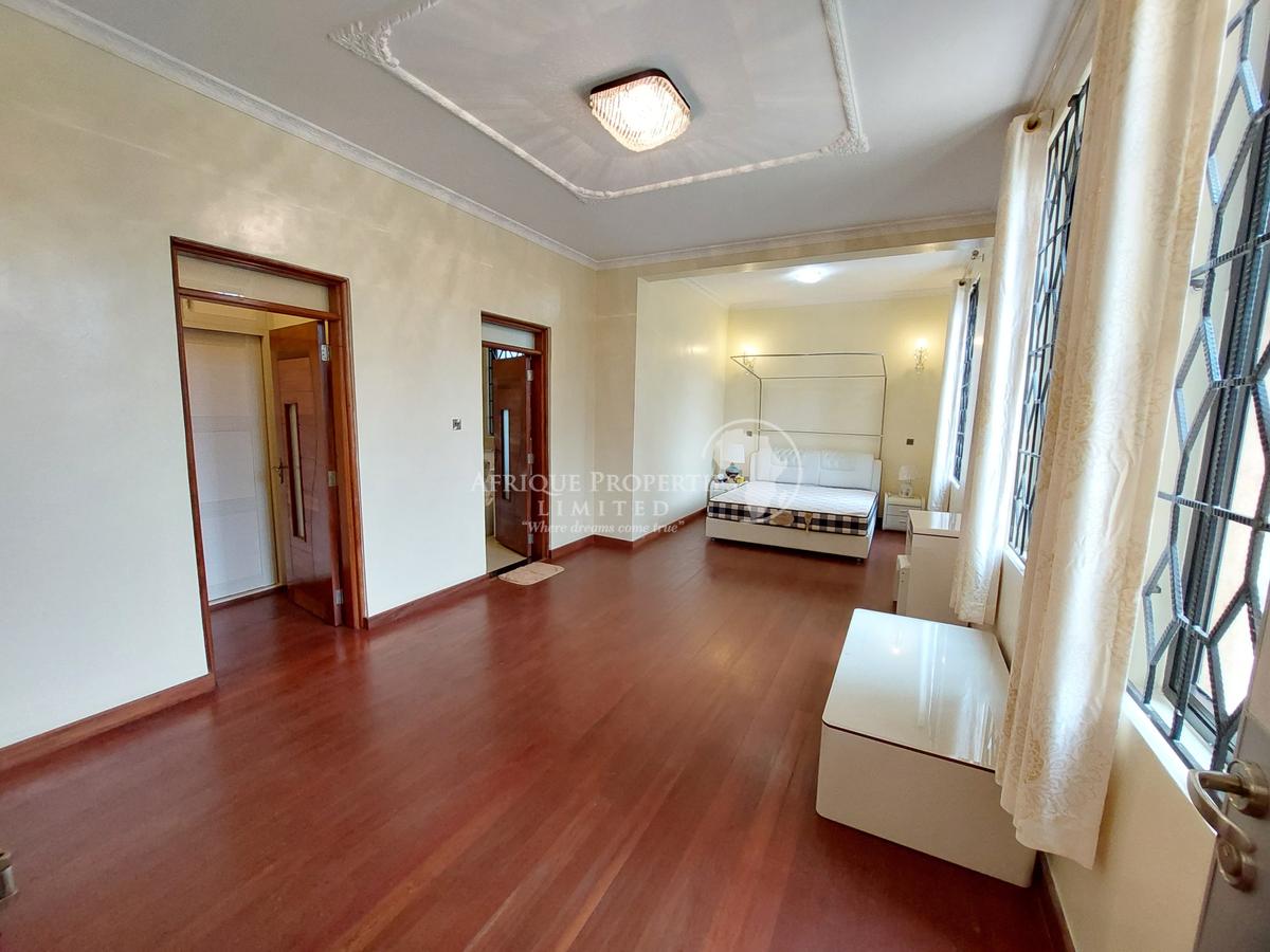 5 Bed Villa with En Suite in Gigiri - 13