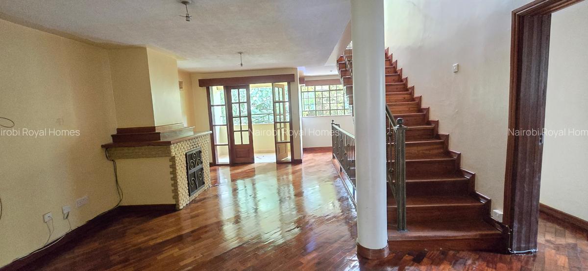 4 Bed Townhouse with En Suite at Lavington Road - 13