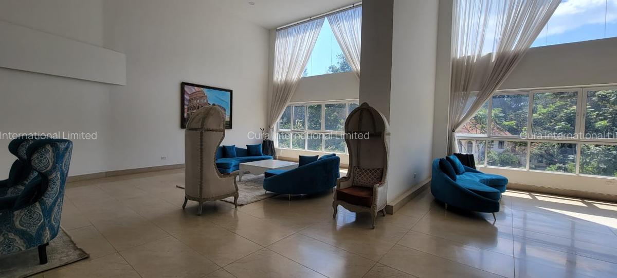 3 Bed Apartment with En Suite in Parklands - 2