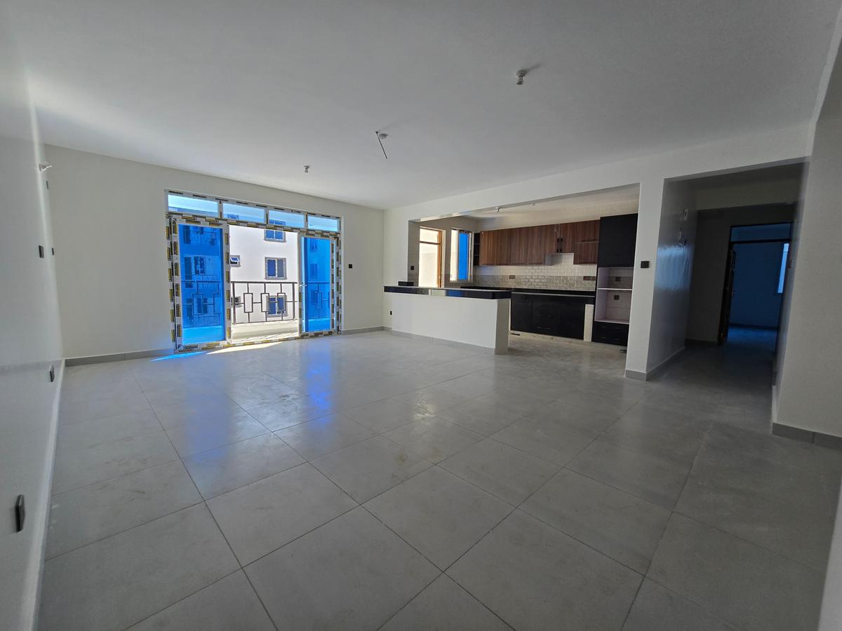 Furnished 3 Bed Apartment with En Suite at Oleander - 5