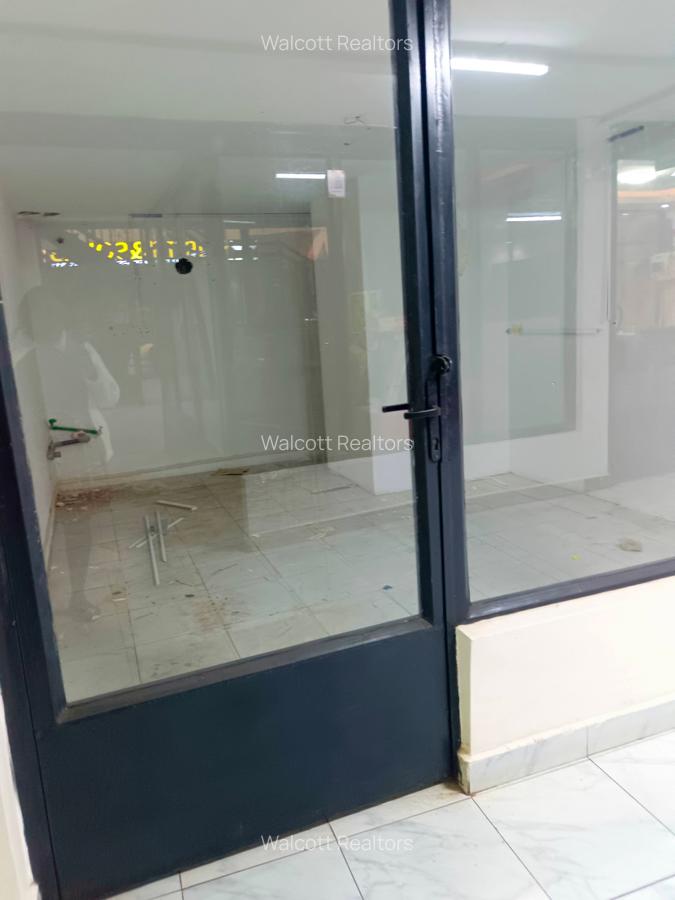 Shop with Service Charge Included in Ruaka - 9