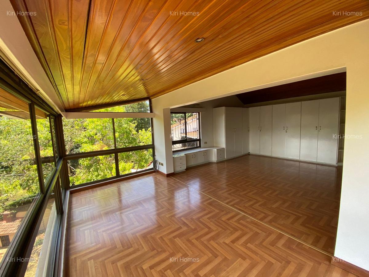 7 Bed Townhouse with En Suite in Gigiri - 6