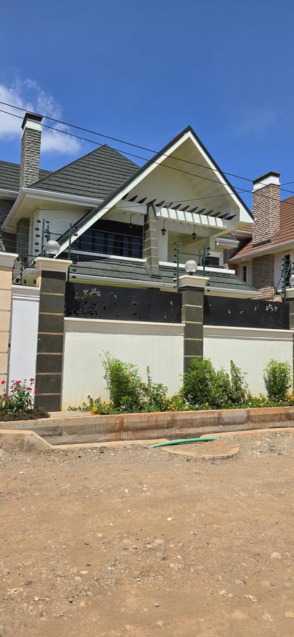 4 Bed Townhouse with En Suite at Northern Bypass - 2