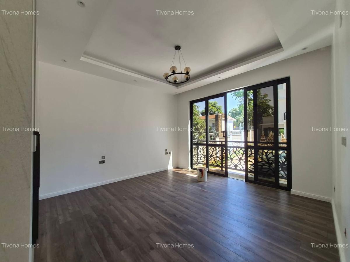 5 Bed House with Swimming Pool in Lavington - 10