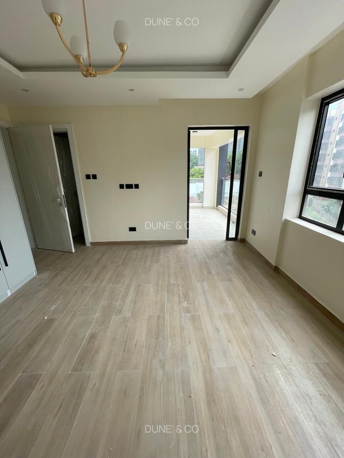 3 Bed Apartment with En Suite in Westlands Area - 16