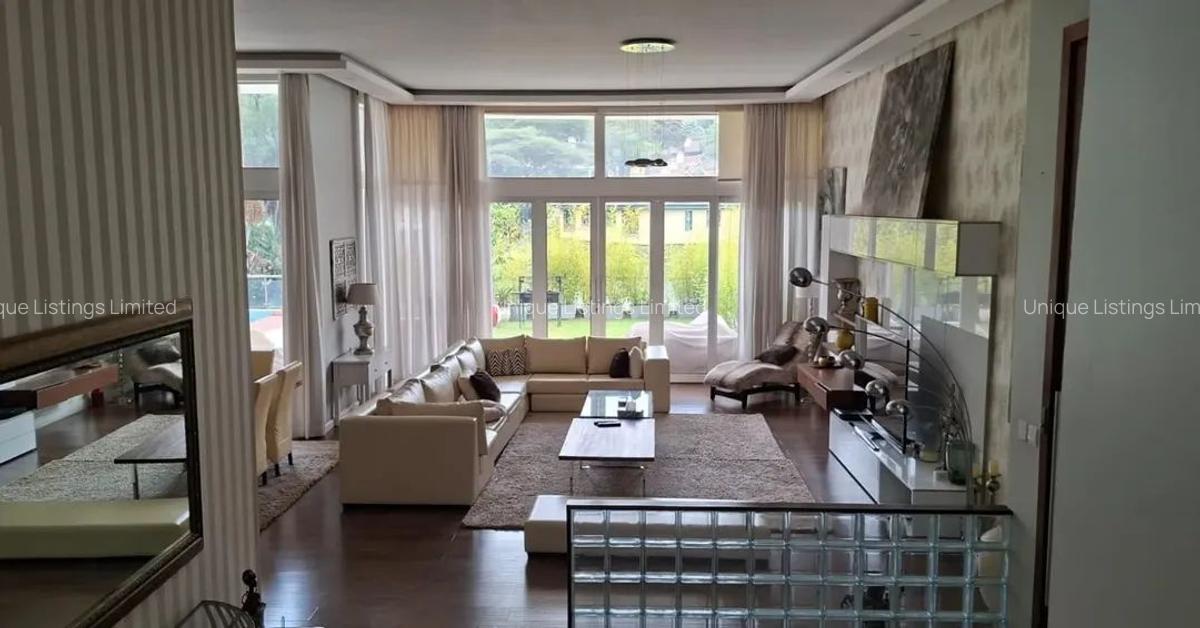 4 Bed Villa with En Suite in Spring Valley - 5