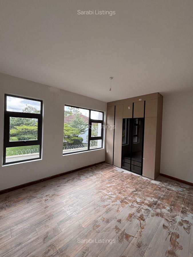 6 Bed Townhouse with En Suite in Lavington - 9