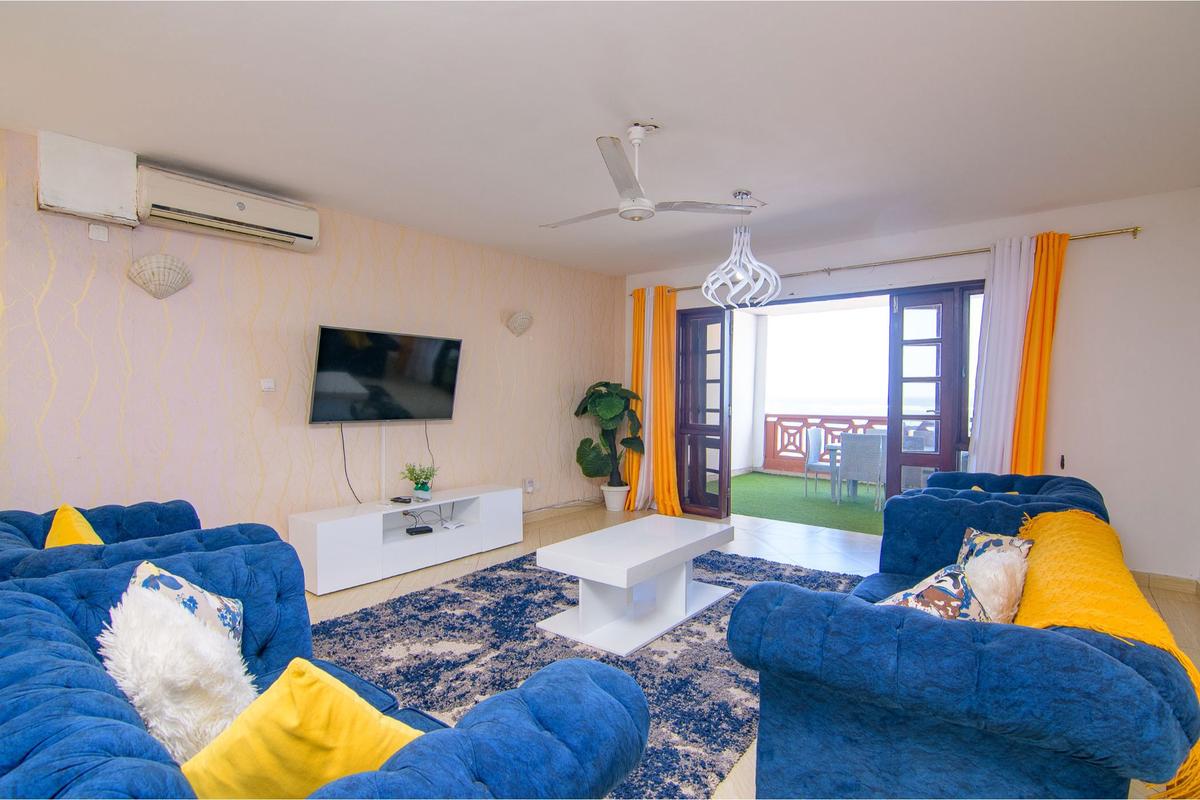 3 Bed Apartment with Swimming Pool in Shanzu - 2