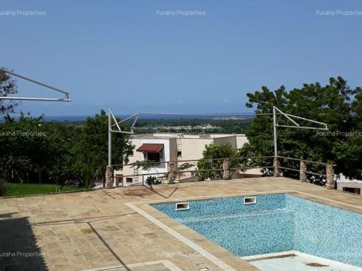 1 Bed House with Swimming Pool at Sultan Palace - 11