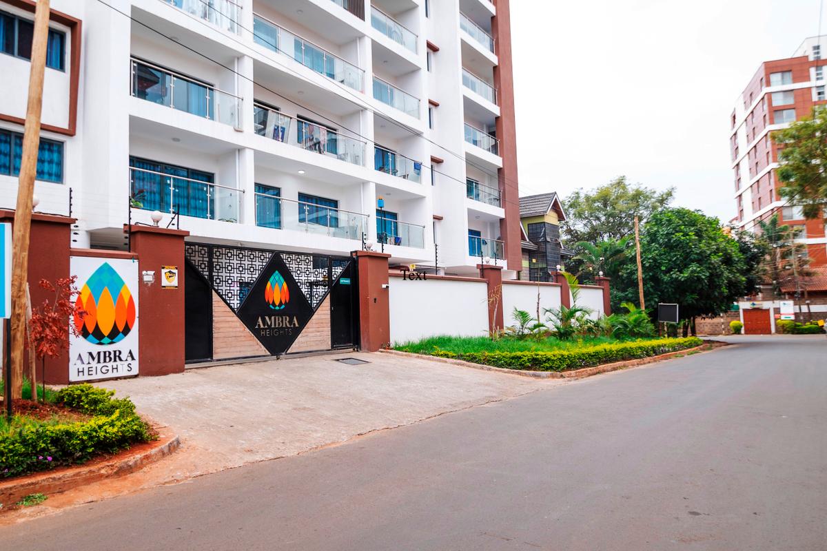 Serviced 1 Bed Apartment with En Suite at Kikambala Road