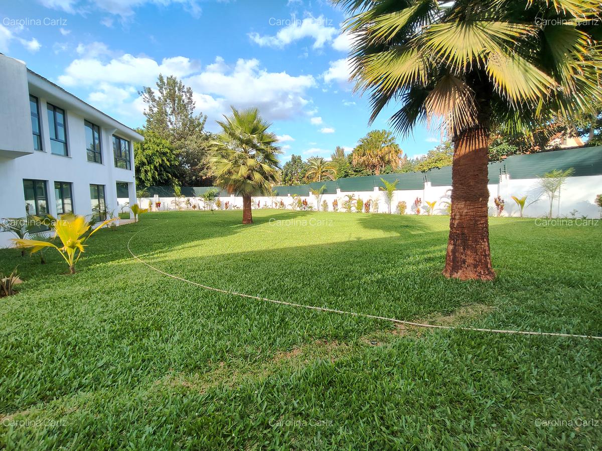 5 Bed House with En Suite at Runda - 3