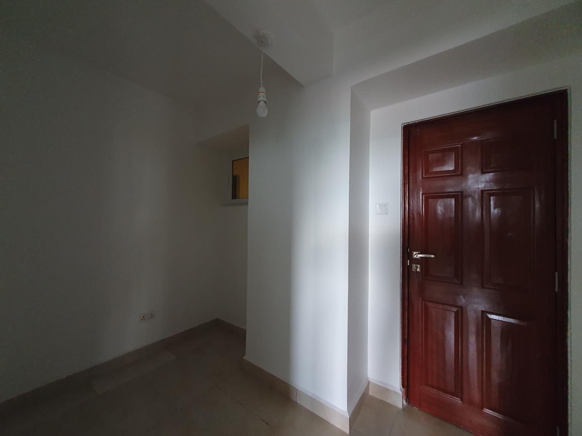 3 Bed Apartment with En Suite in General Mathenge - 11