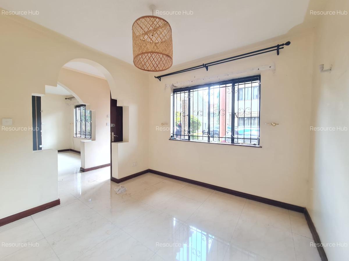 4 Bed Townhouse with En Suite at Off Brooke Side Drive - 4