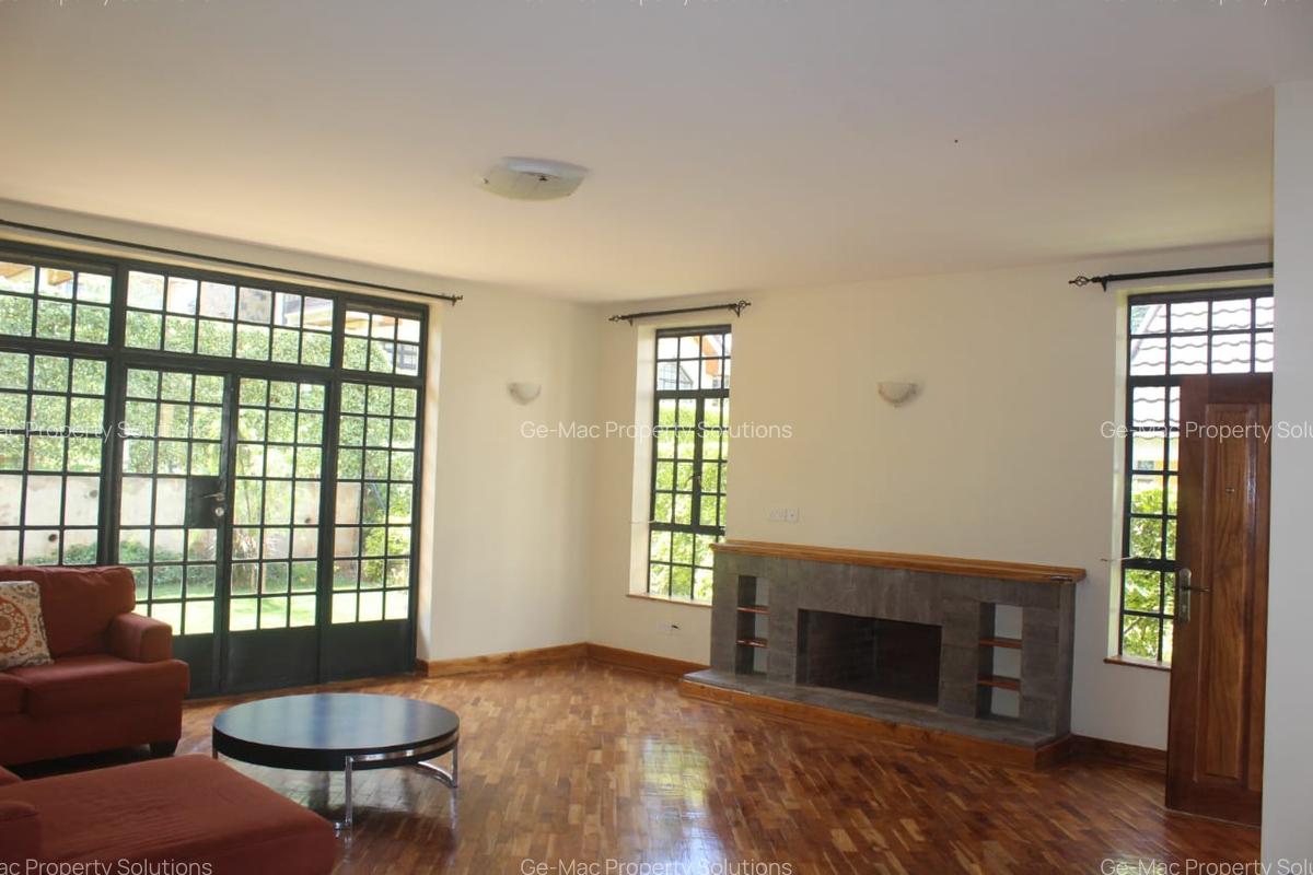 4 Bed House with En Suite in Kiambu Road - 14
