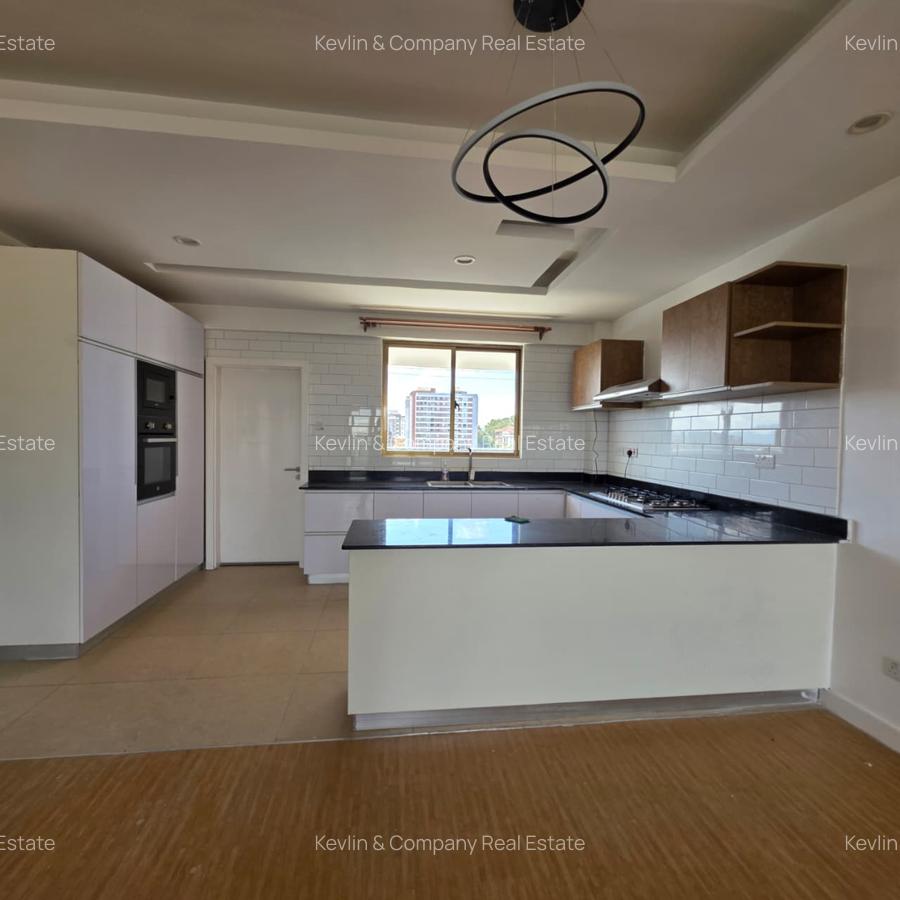 4 Bed Apartment with En Suite in Lavington - 1