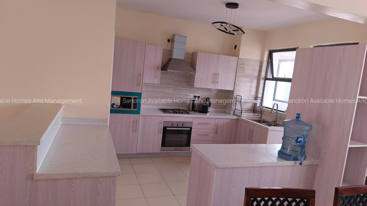 Serviced 3 Bed Apartment with En Suite in Brookside - 5