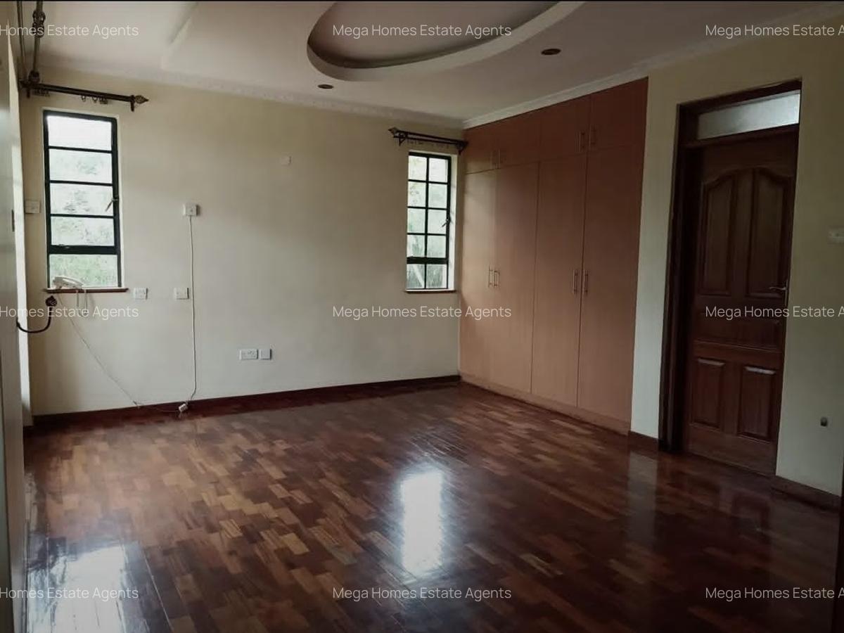 5 Bed Townhouse with En Suite in Runda - 6