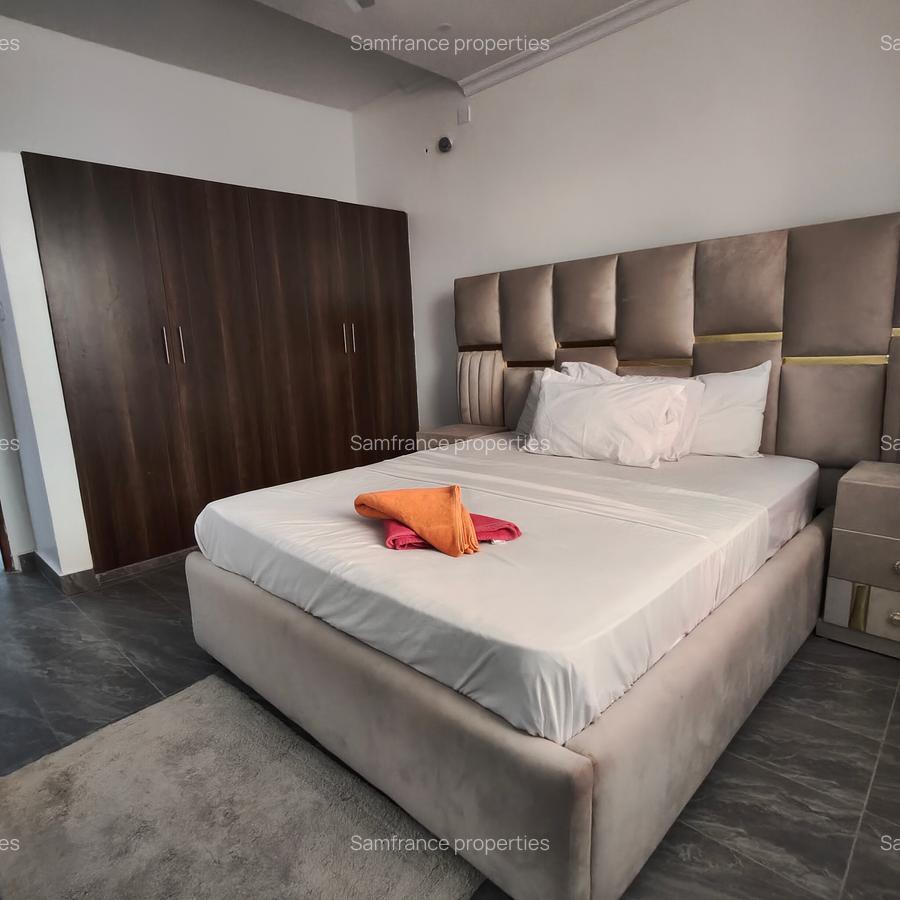 Serviced 2 Bed Apartment with En Suite at Cbd - 4