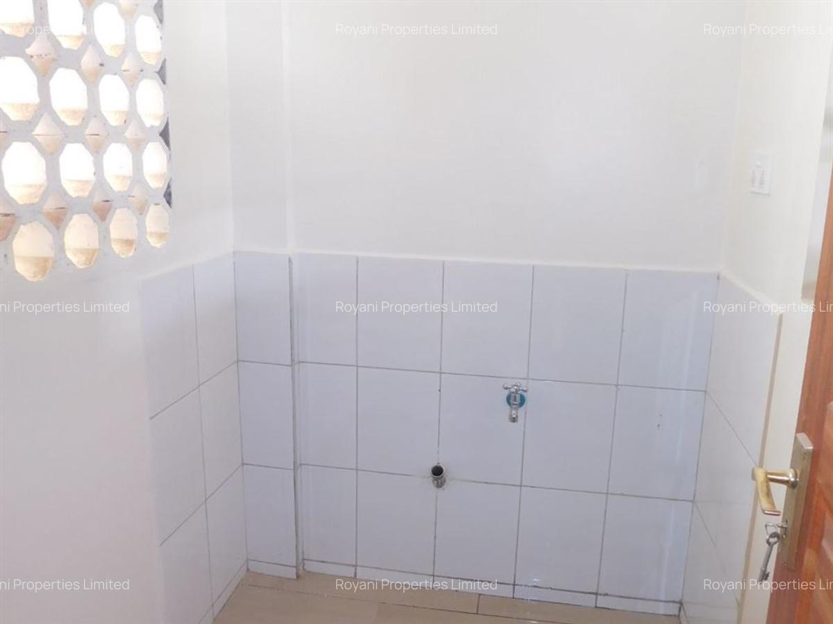 2 Bed Apartment with En Suite at Thindigua - 8