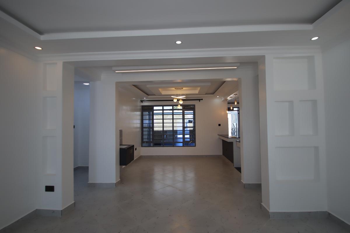 4 Bed House with En Suite at Mugutha Area - 9