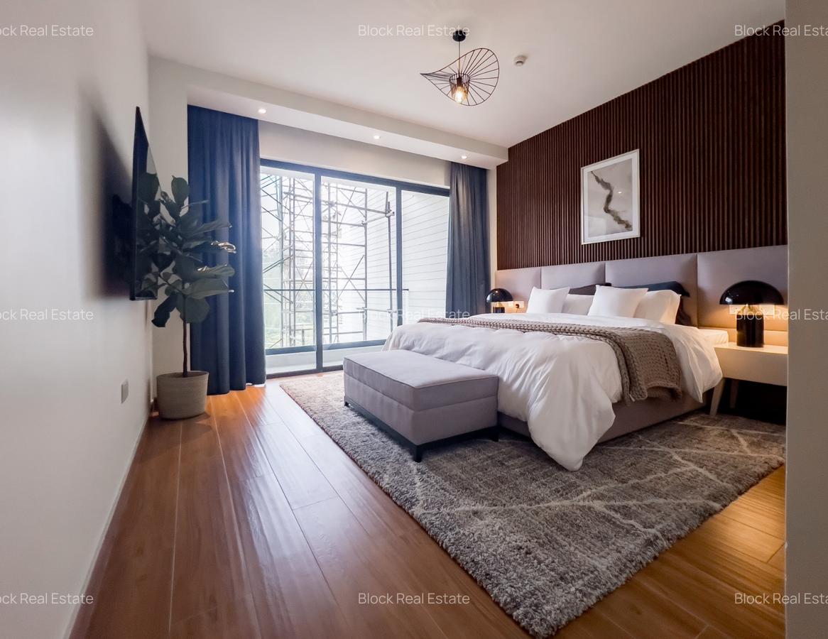 2 Bed Apartment with En Suite in Riverside - 2