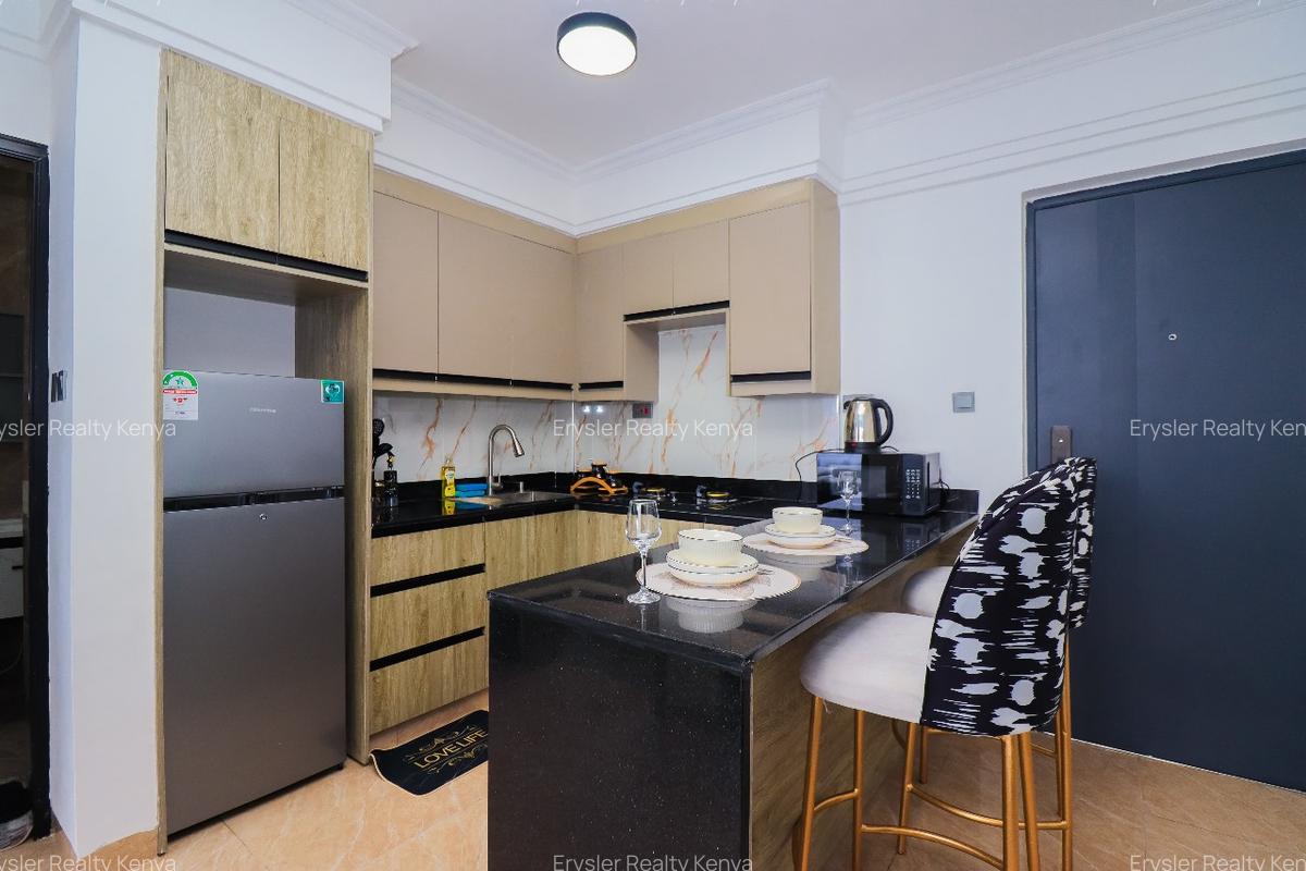 Serviced 1 Bed Apartment with En Suite at George Padmore Road - 5